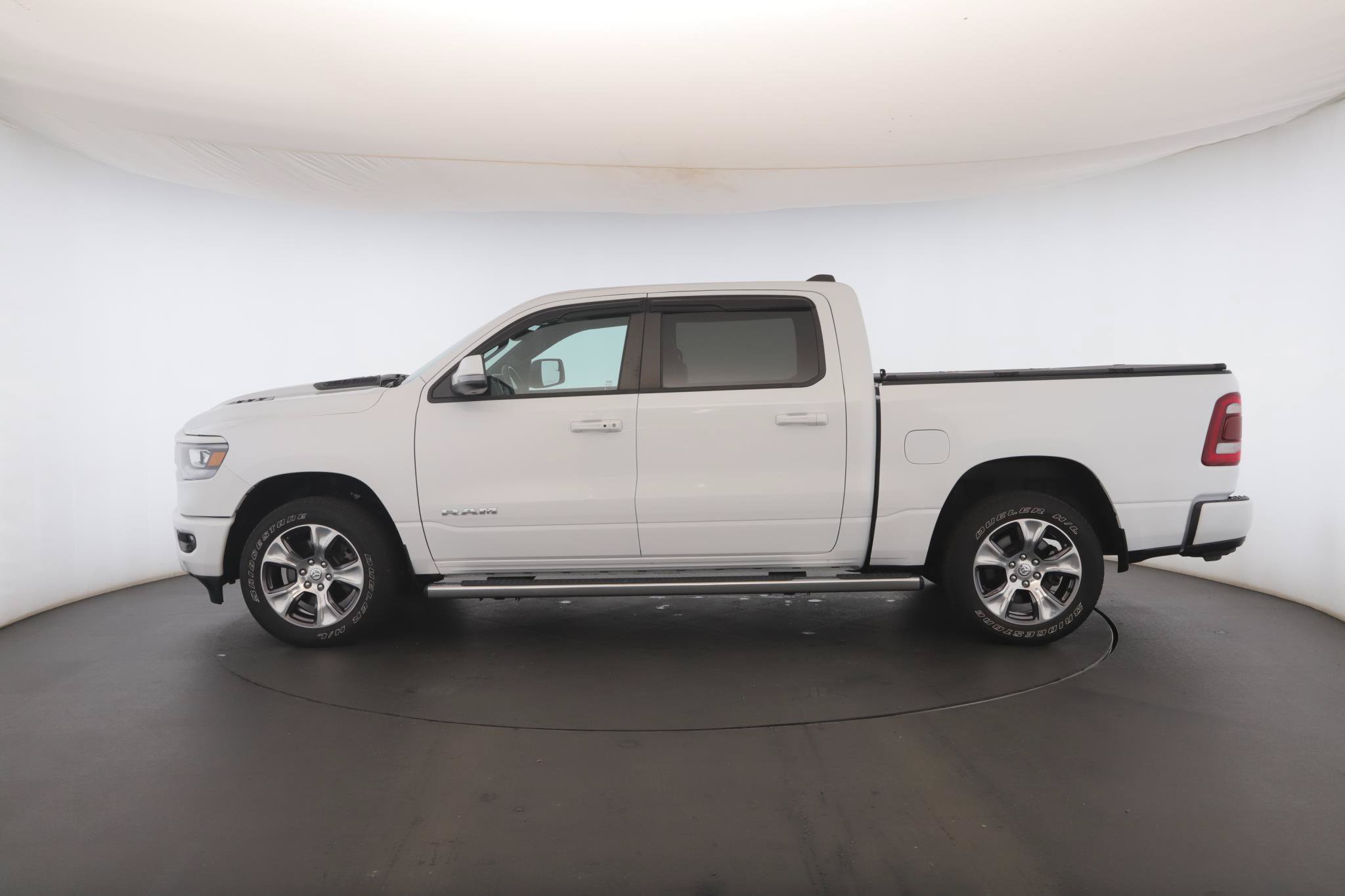 Used 2024 RAM 1500 Laramie AWD/4WD image 19