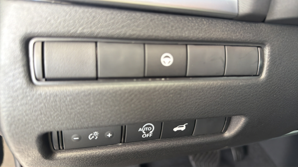 New 2026 Nissan Rogue SV w/ Cold Weather Package AWD/4WD image 21