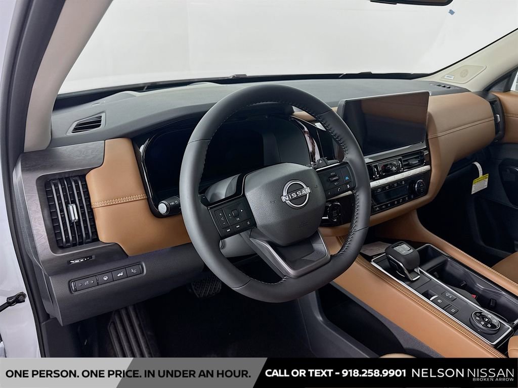 New 2026 Nissan Pathfinder Platinum w/ Cargo Package AWD/4WD image 9