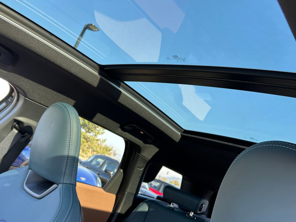 Used 2025 MINI Cooper Countryman S w/ Comfort Package Max image 16