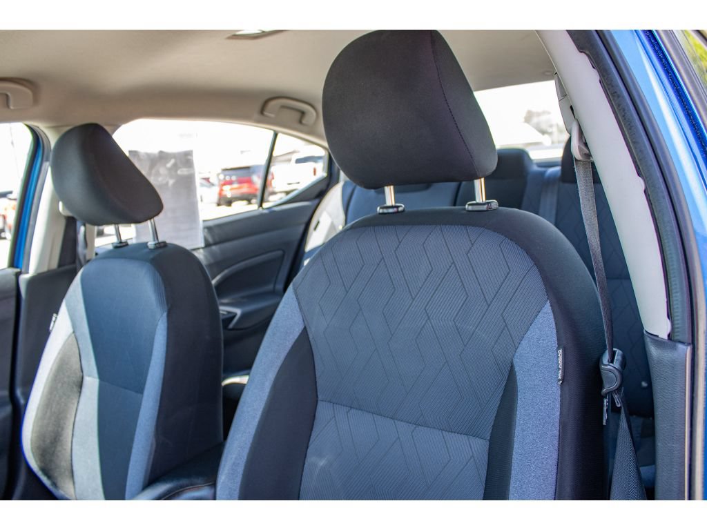 Used 2023 Nissan Versa SV FWD image 29
