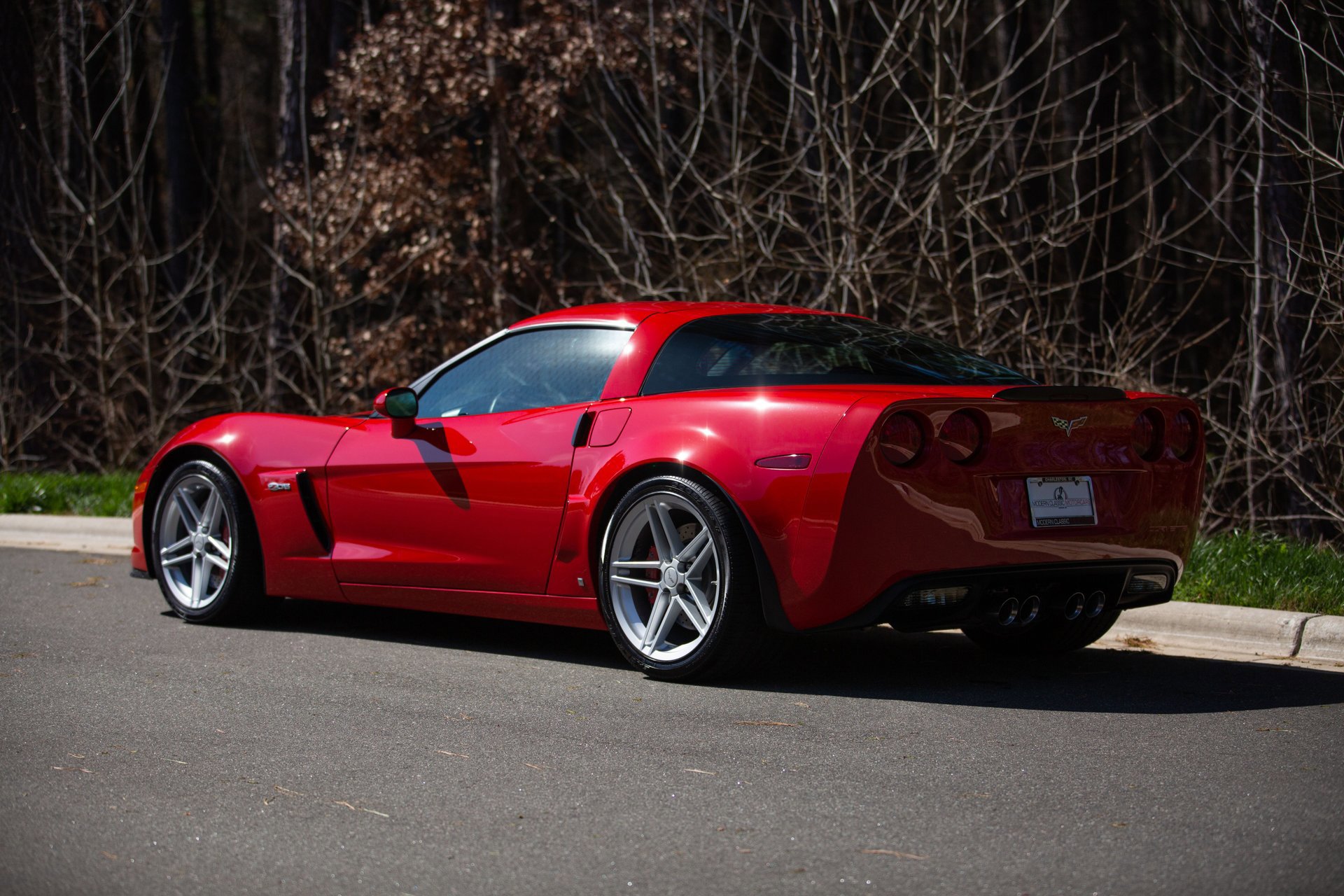 Used 2007 Chevrolet Corvette Z06 w/ Preferred Equipment Group RWD image 17