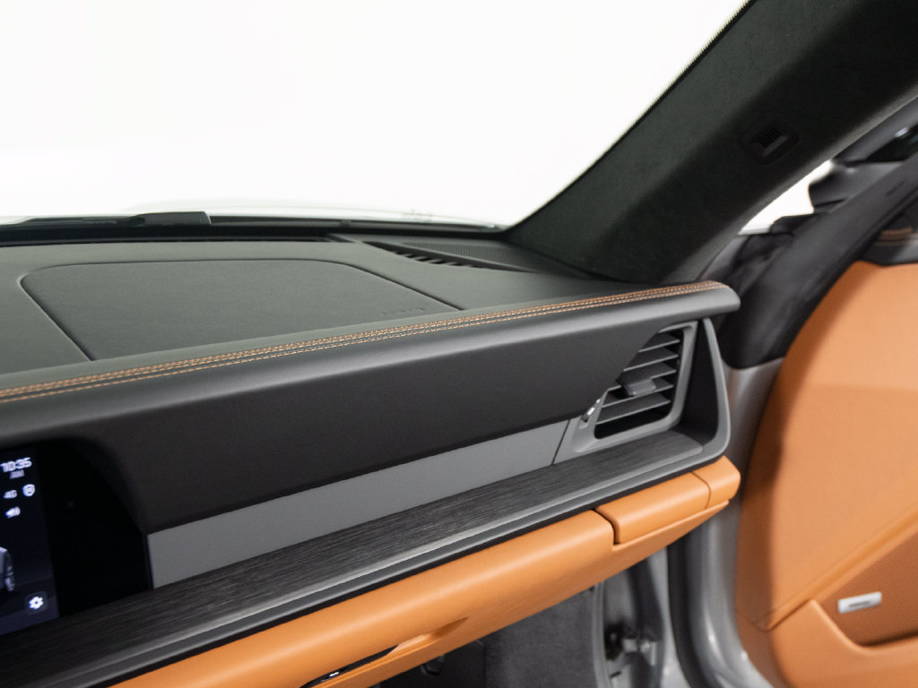 Certified 2026 Porsche 911 Carrera GTS RWD image 33