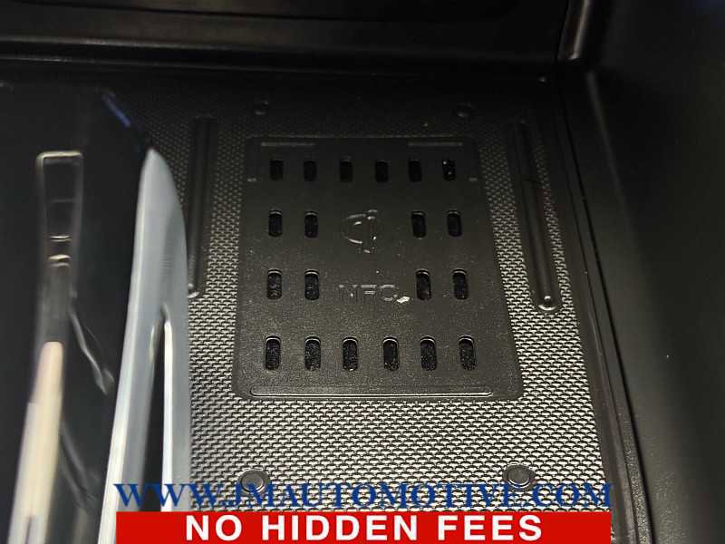 Used 2022 Hyundai Sonata Limited image 38