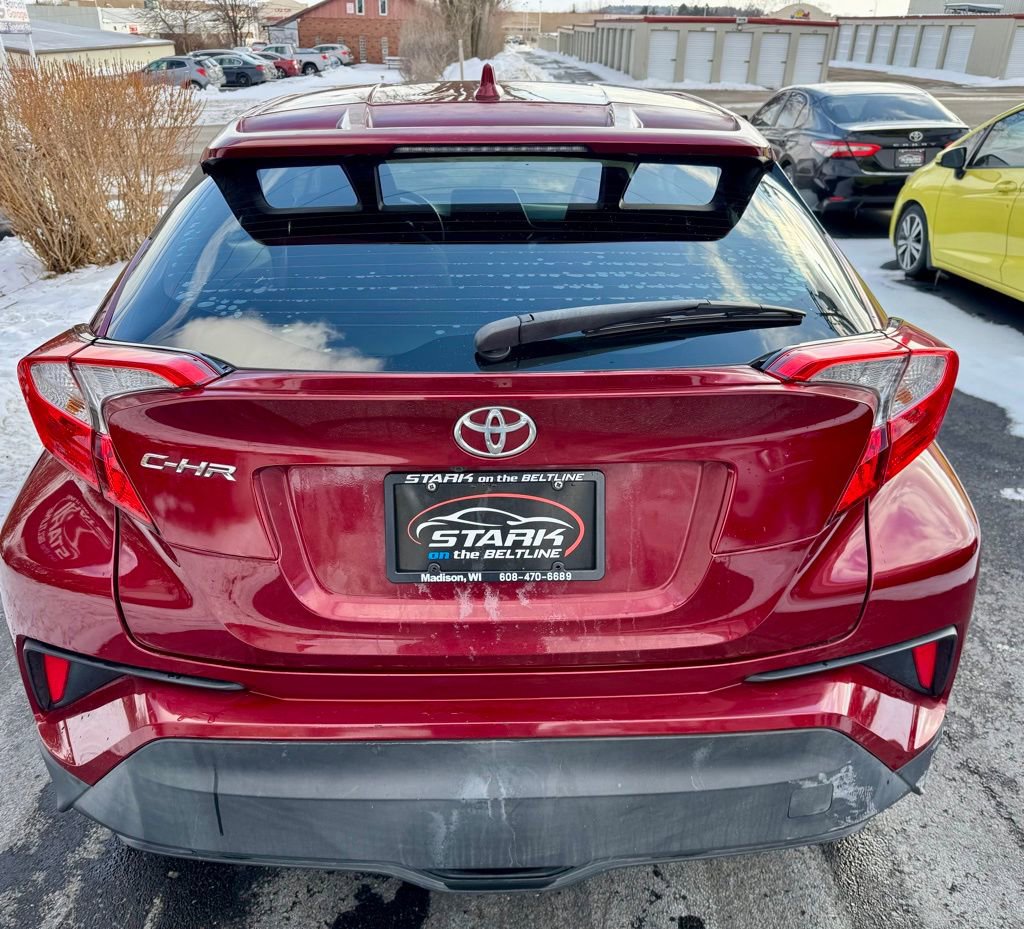 Used 2019 Toyota C-HR LE image 6