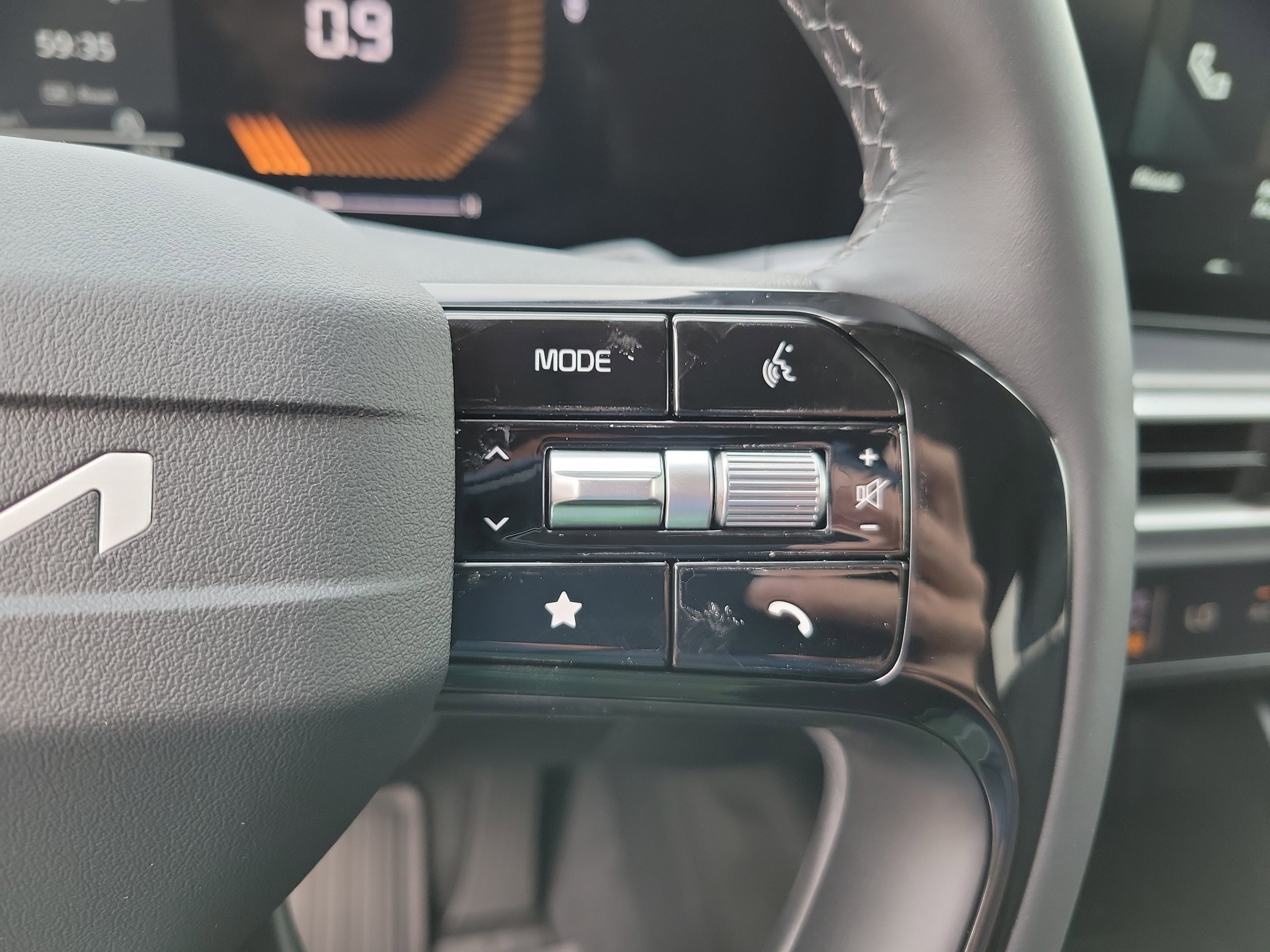 New 2026 Kia Sorento S image 16