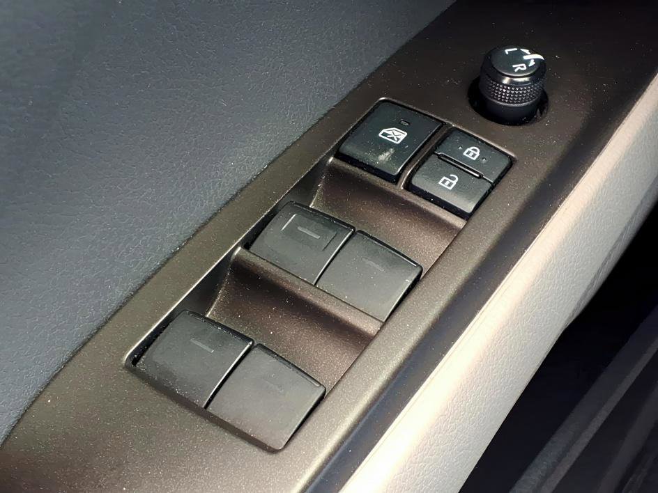 Certified 2022 Toyota Camry SE image 16