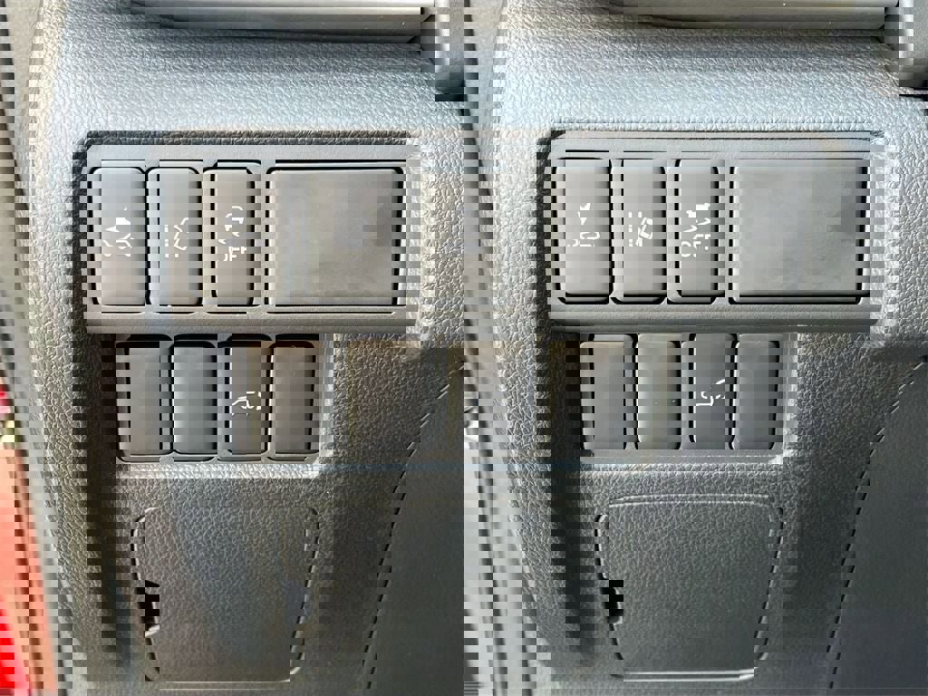 New 2026 Mitsubishi Eclipse Cross SEL image 12