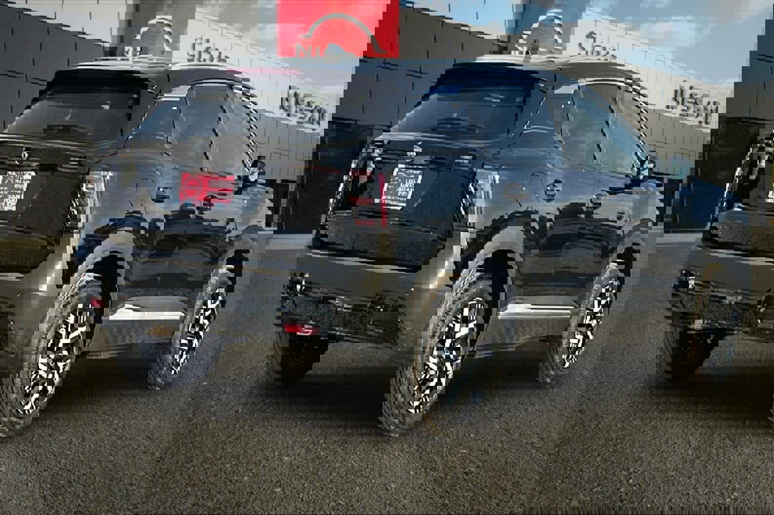 New 2026 Nissan Kicks SV image 3