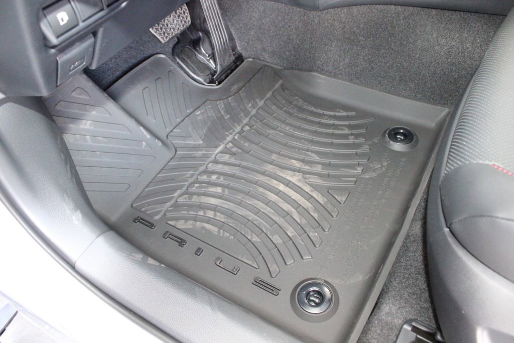 New 2026 Toyota Prius Plug-In Hybrid FWD image 23