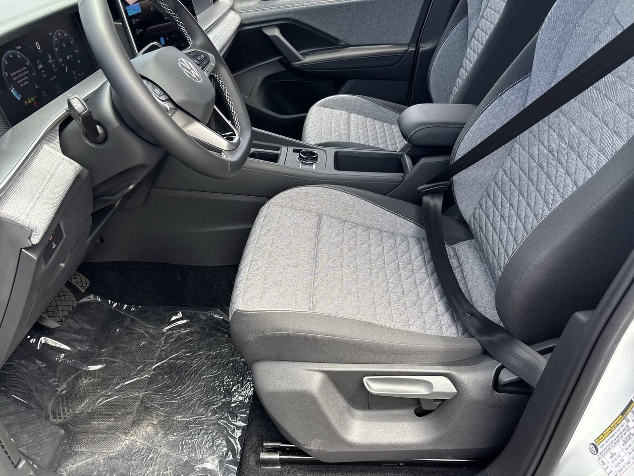New 2026 Volkswagen Tiguan S AWD/4WD image 15