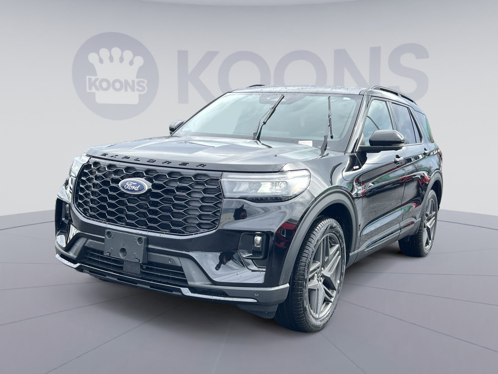 New 2026 Ford Explorer ST-Line w/ ST-Line Street Pack AWD/4WD image 1