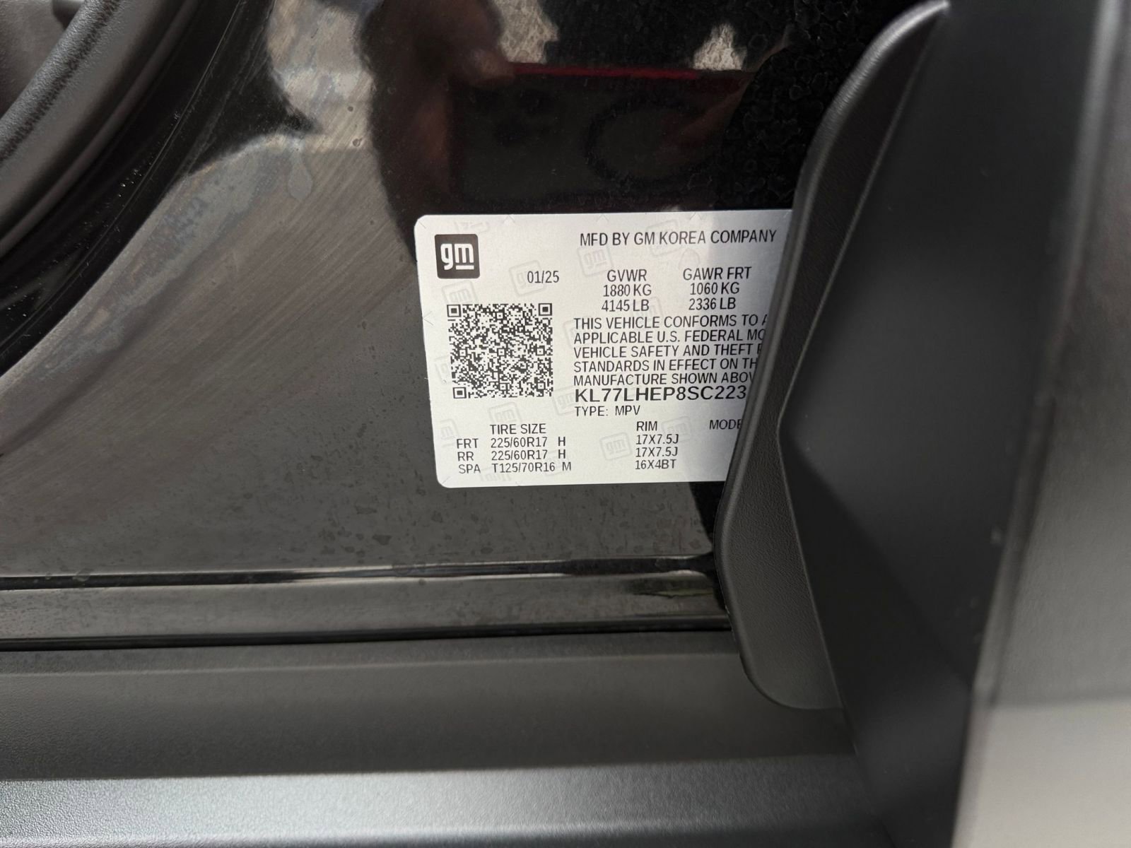 Used 2025 Chevrolet Trax LT image 29