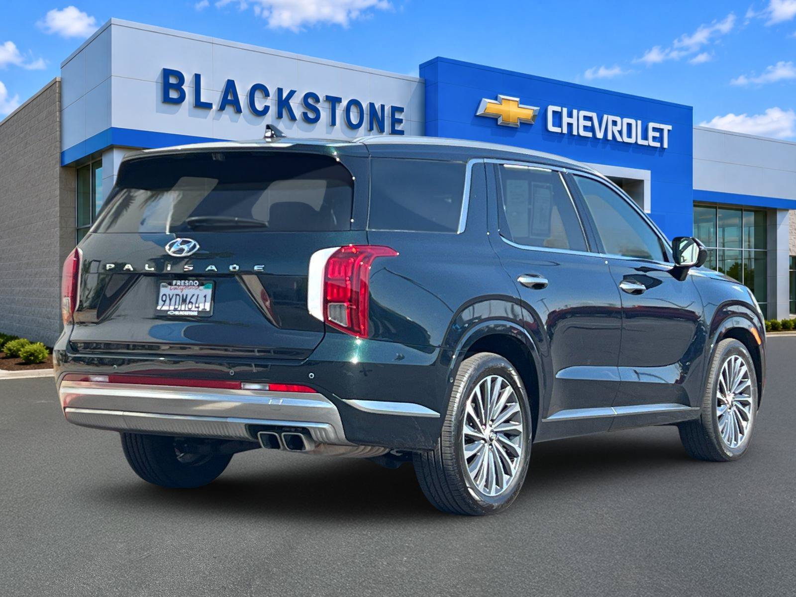 Used 2025 Hyundai Palisade Calligraphy FWD image 6