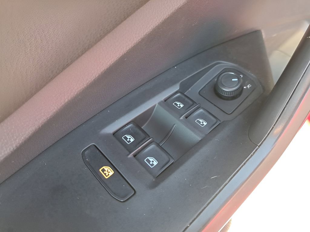 Used 2020 Volkswagen Jetta S image 13