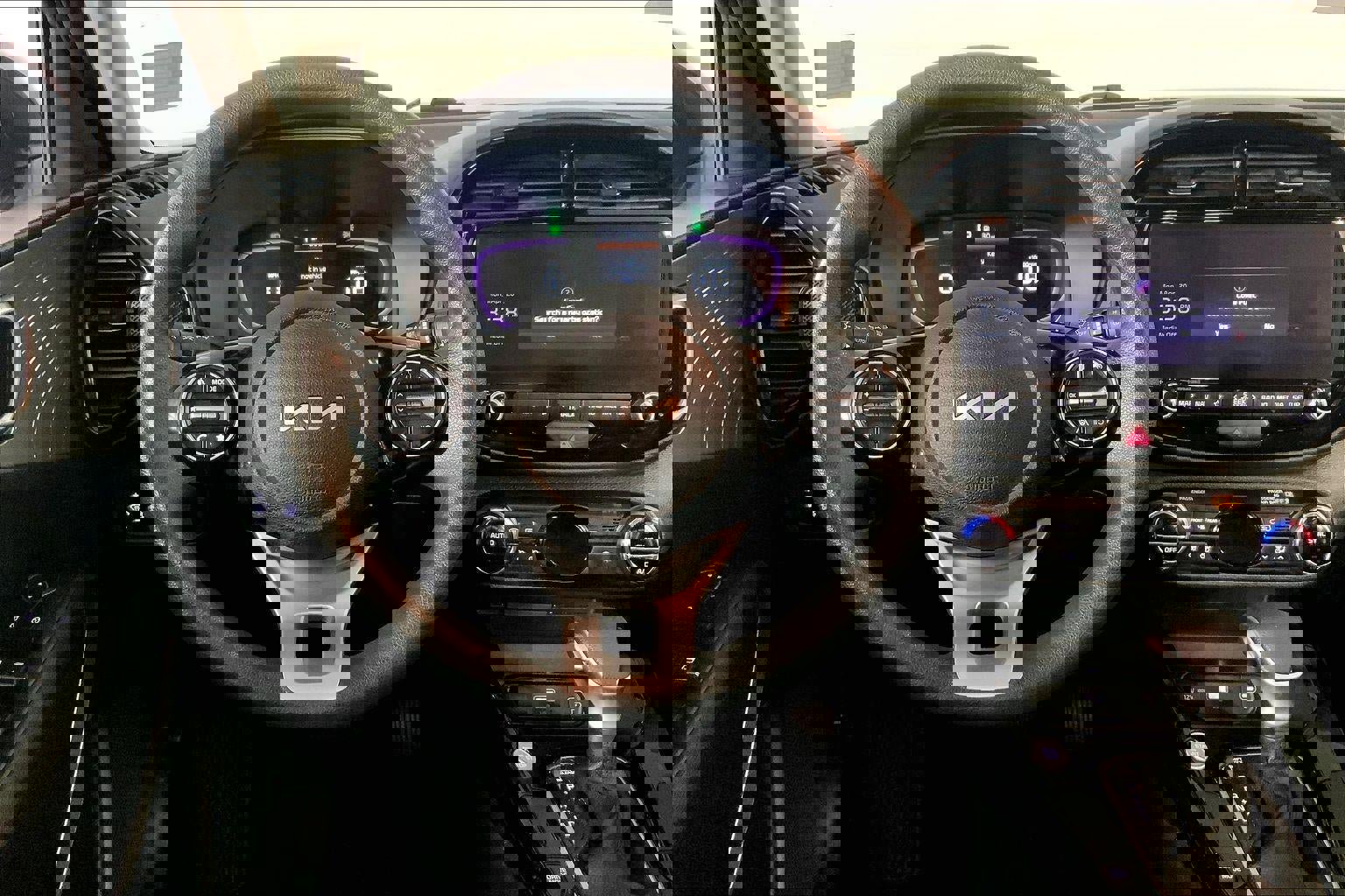 Certified 2023 Kia Soul S FWD image 5