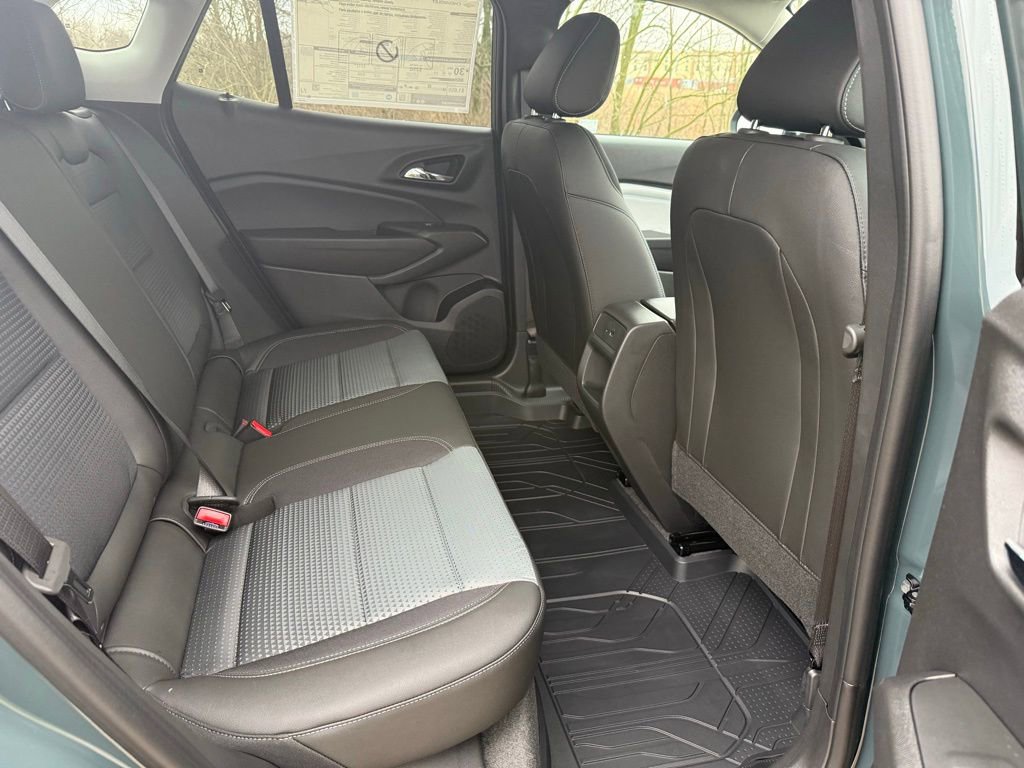 New 2026 Chevrolet Trax LT w/ Driver Confidence Package FWD image 15