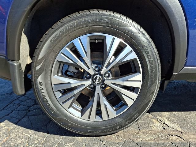 Used 2023 Nissan Rogue SV image 8