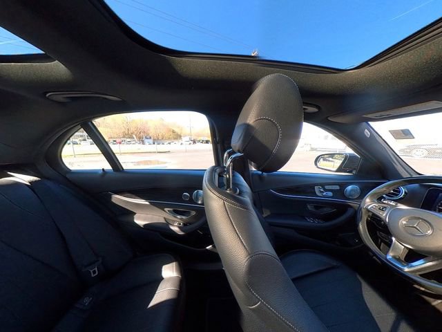 Used 2018 Mercedes-Benz E 300 4MATIC image 34