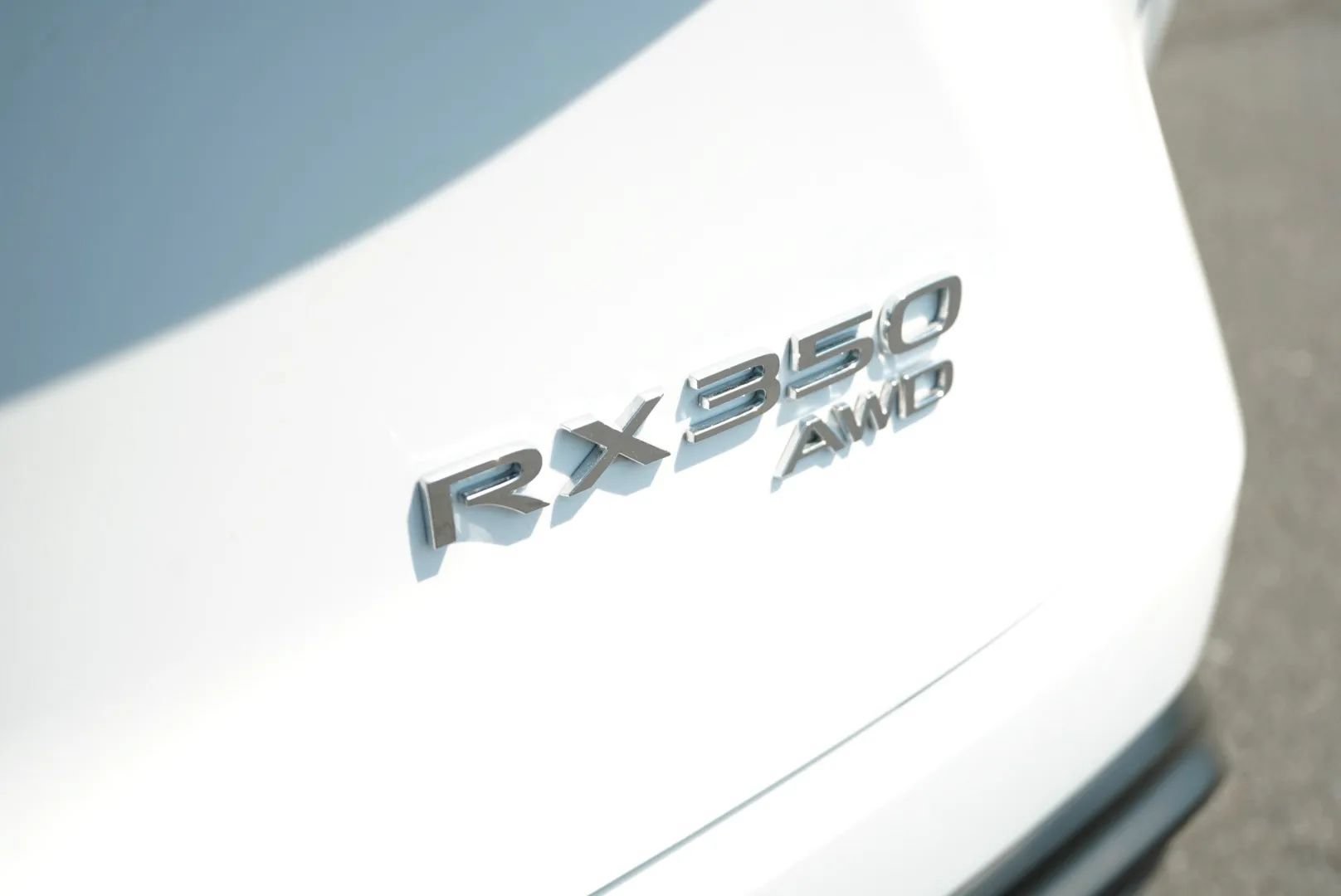 Used 2023 Lexus RX 350 F Sport w/ Accessory Package AWD/4WD image 12