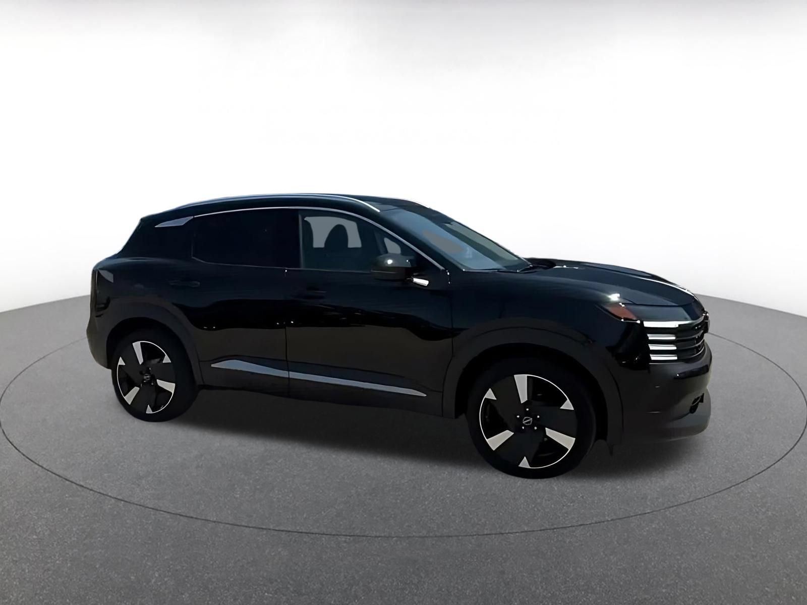 Used 2026 Nissan Kicks SR AWD/4WD video 2