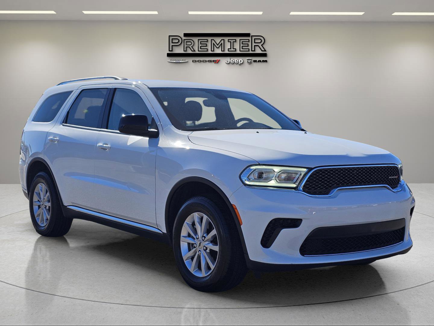 Used 2024 Dodge Durango SXT image 6
