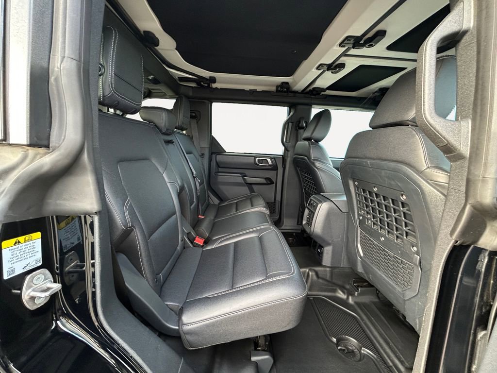 Used 2025 Ford Bronco Badlands AWD/4WD image 11