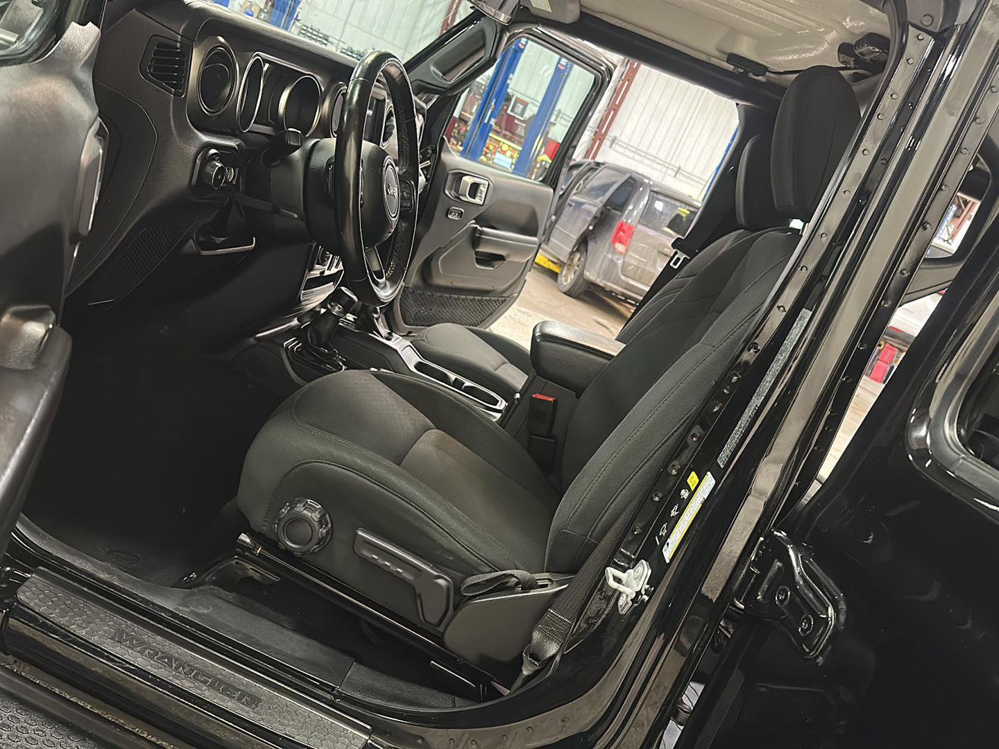 Used 2021 Jeep Wrangler Unlimited Willys image 11