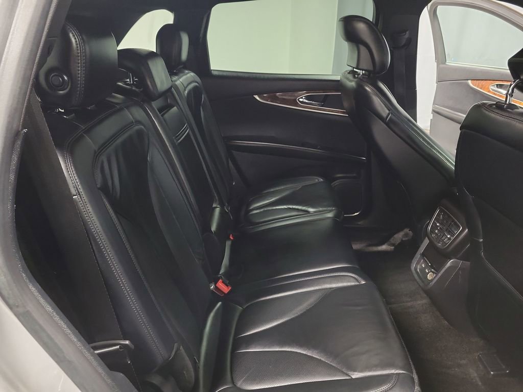 Used 2018 Lincoln MKX Select w/ Select Plus Package image 21