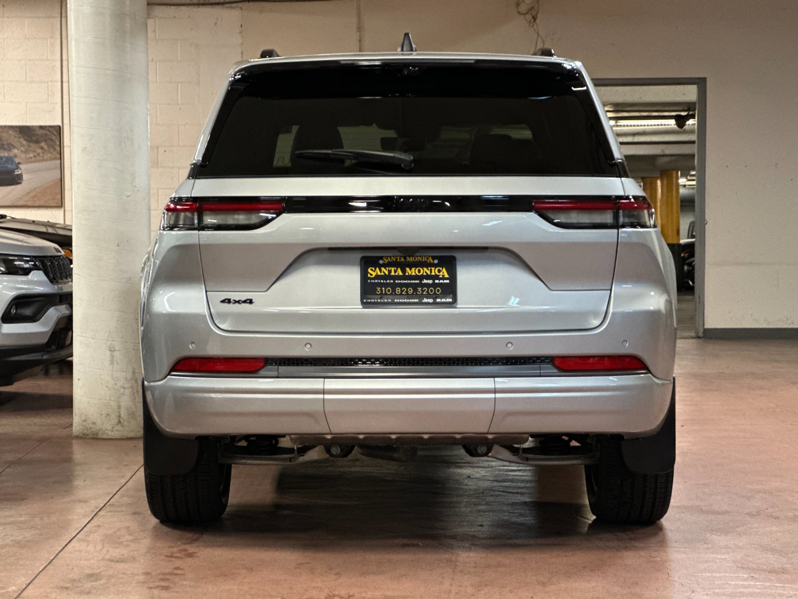 New 2026 Jeep Grand Cherokee Limited AWD/4WD image 4