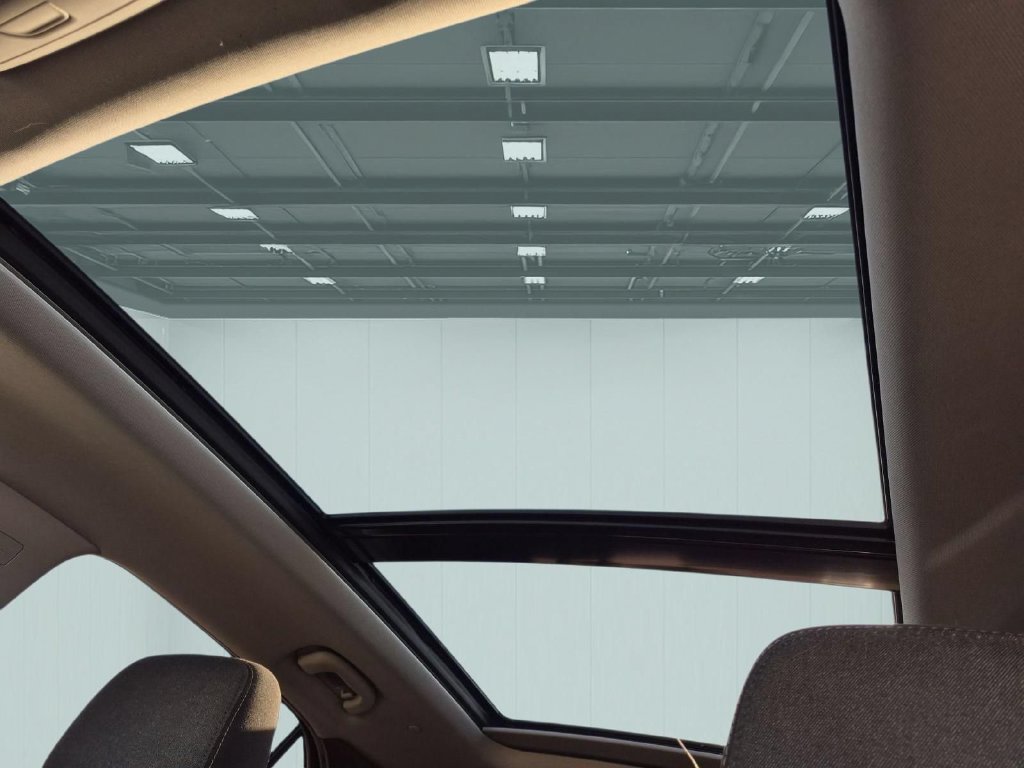 Used 2019 Chevrolet Equinox LT FWD image 13