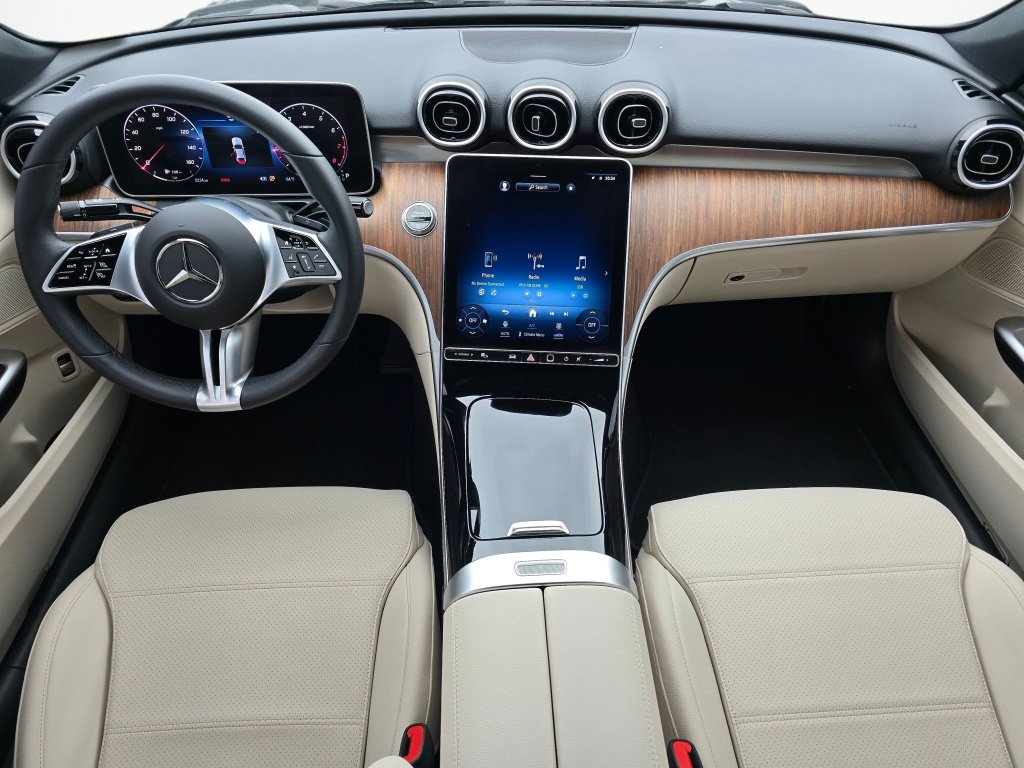 Used 2024 Mercedes-Benz C 300 4MATIC Sedan image 17
