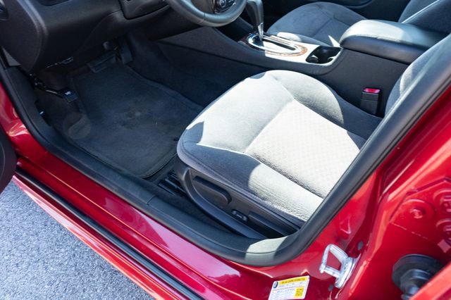 Used 2013 Chevrolet Impala LT w/ LT Sunroof Package FWD image 29