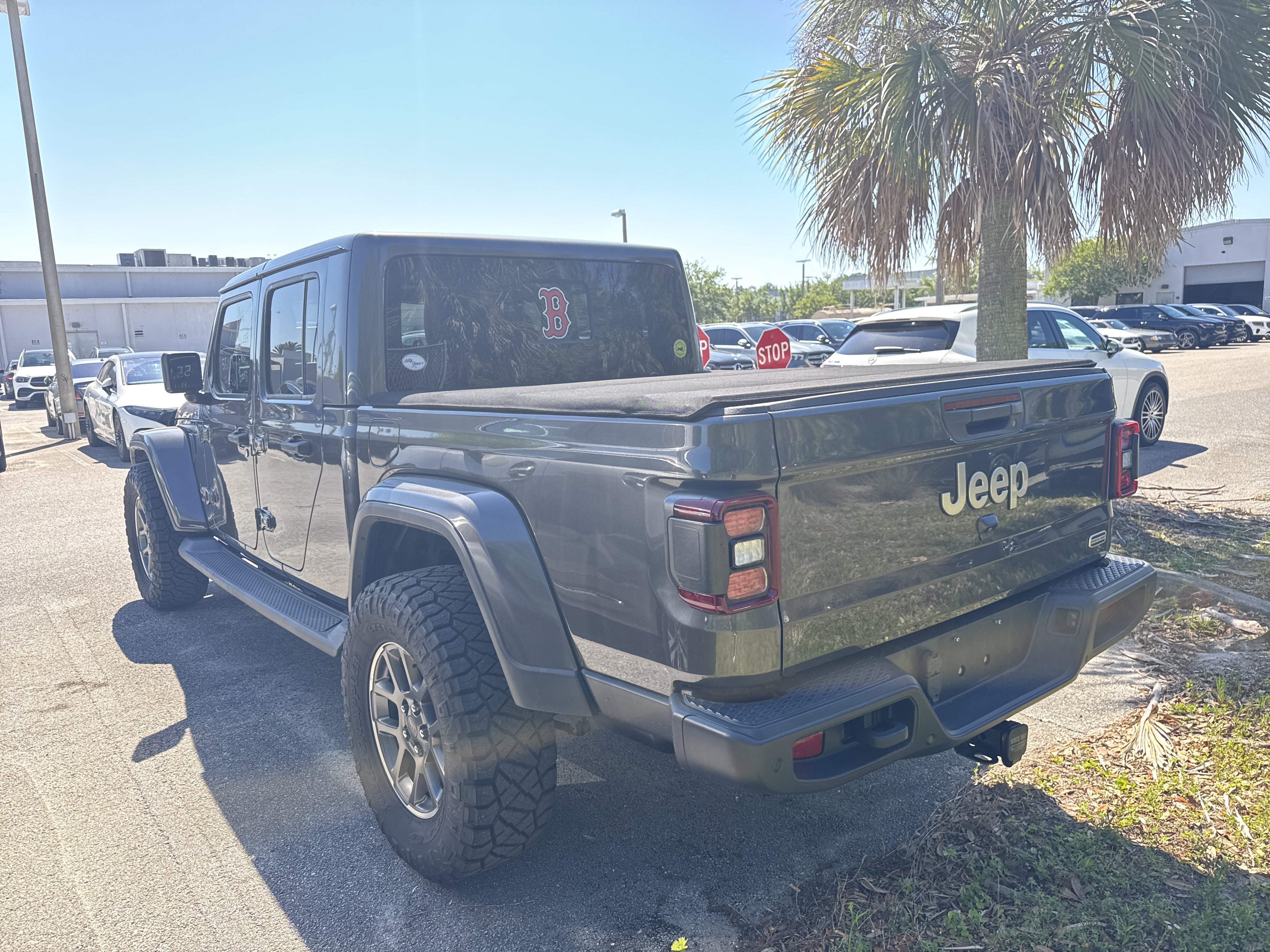 Used 2021 Jeep Gladiator Overland w/ Popular Equipment Package AWD/4WD image 4