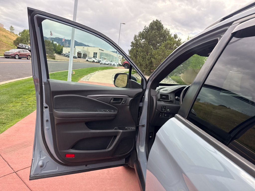 Used 2023 Honda Passport TrailSport image 10