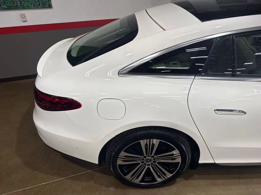 Used 2022 Mercedes-Benz EQS 450+ Sedan image 51