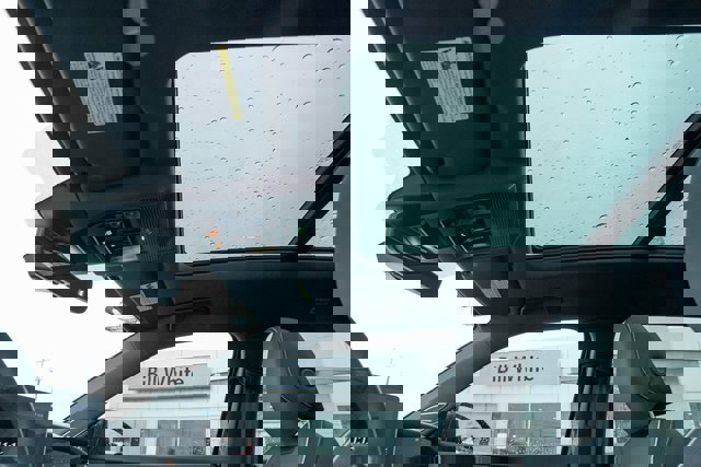 New 2026 Volkswagen Tiguan SEL R-Line image 17