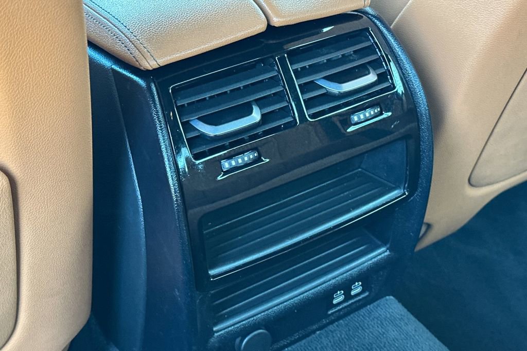 Used 2023 BMW 530e w/ Convenience Package image 13