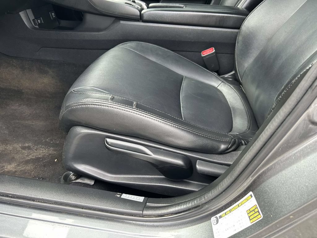 Used 2019 Honda Civic Sport image 16