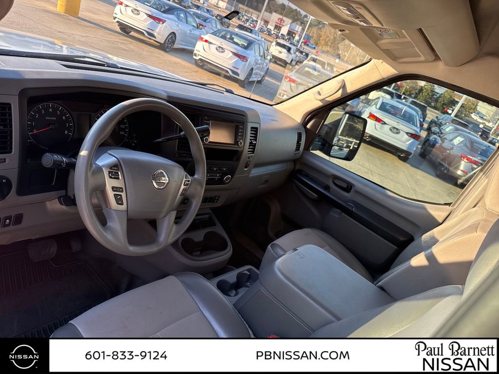 Used 2016 Nissan NV 2500 SV w/ Technology Package image 14