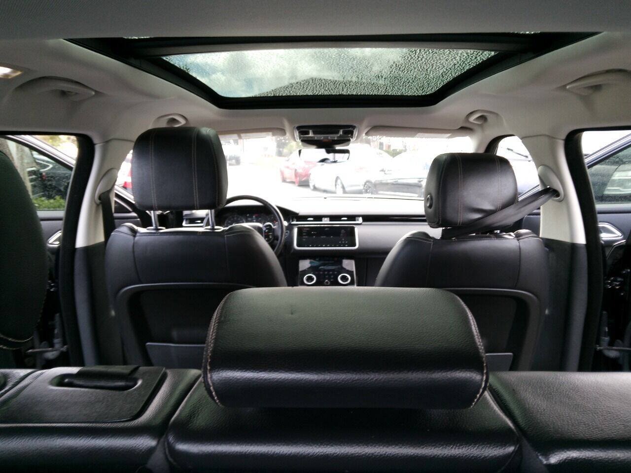 Used 2018 Land Rover Range Rover Velar S AWD/4WD image 30