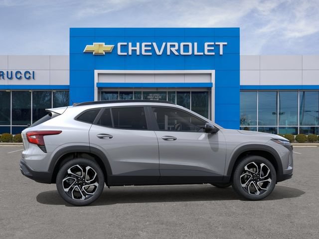 New 2026 Chevrolet Trax RS w/ Sunroof Package FWD image 5