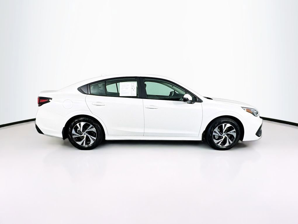 Used 2025 Subaru Legacy Premium image 11