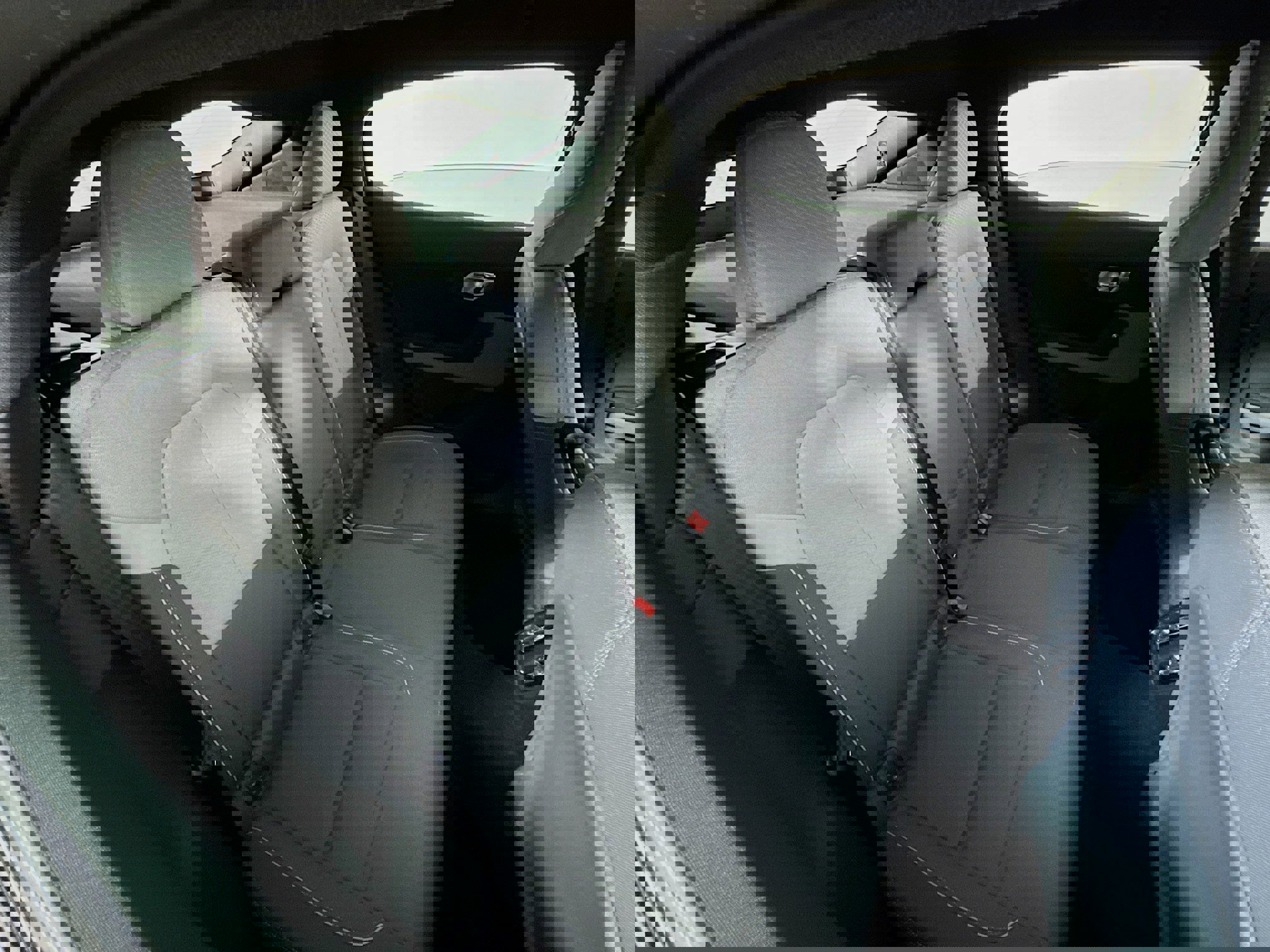 Used 2023 Polestar Polestar 2 image 25