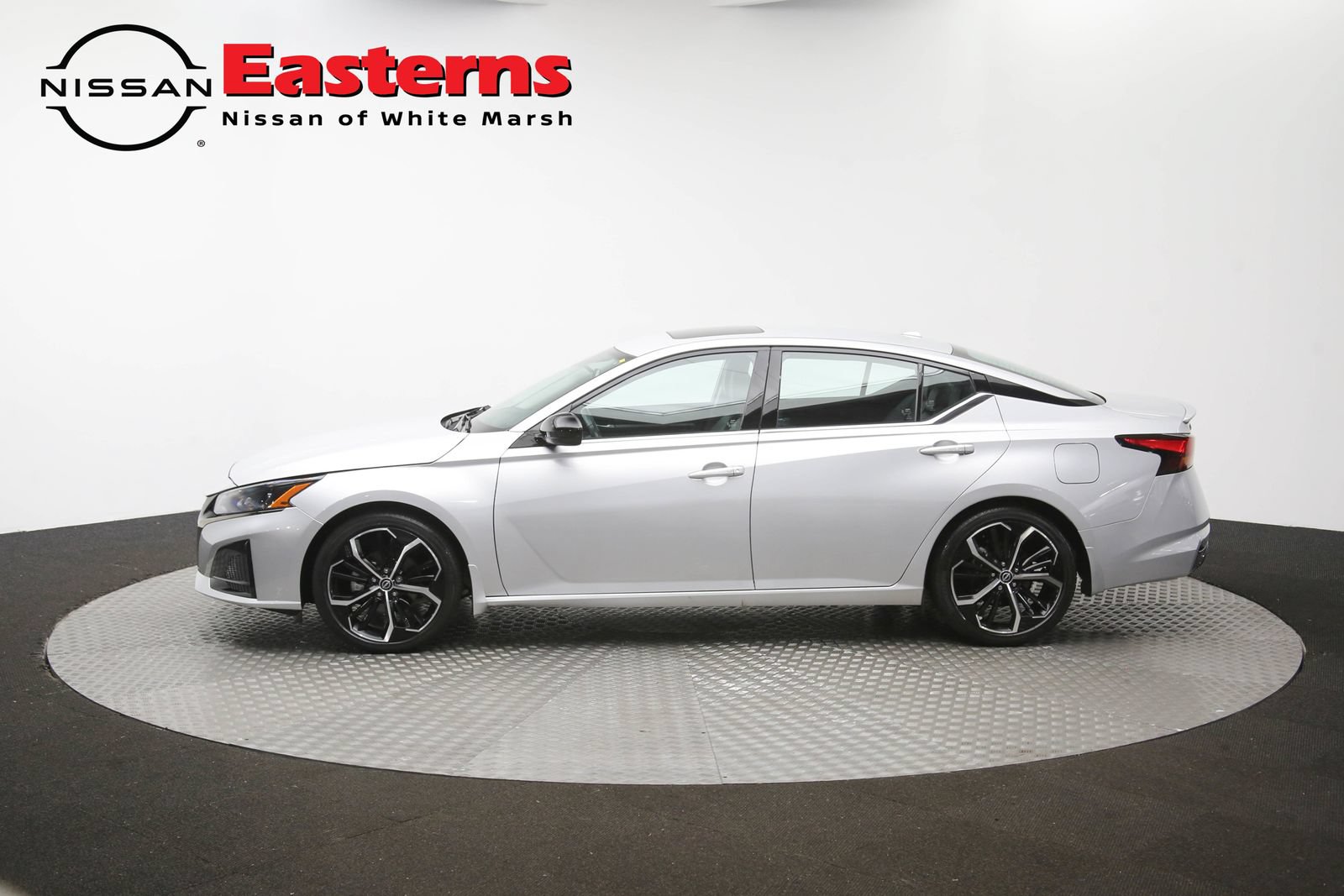 Used 2023 Nissan Altima 2.5 SR w/ SR Premium Package FWD image 58