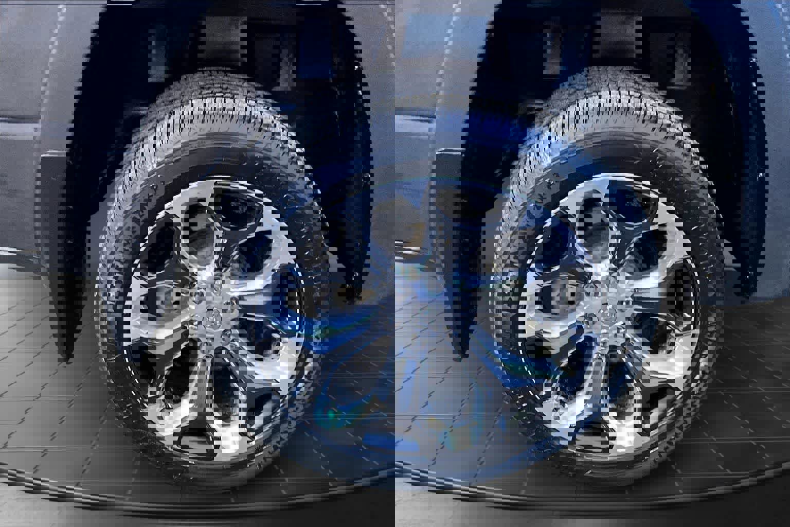 Used 2022 RAM 1500 Limited w/ Body-Colour Bumper Group image 35