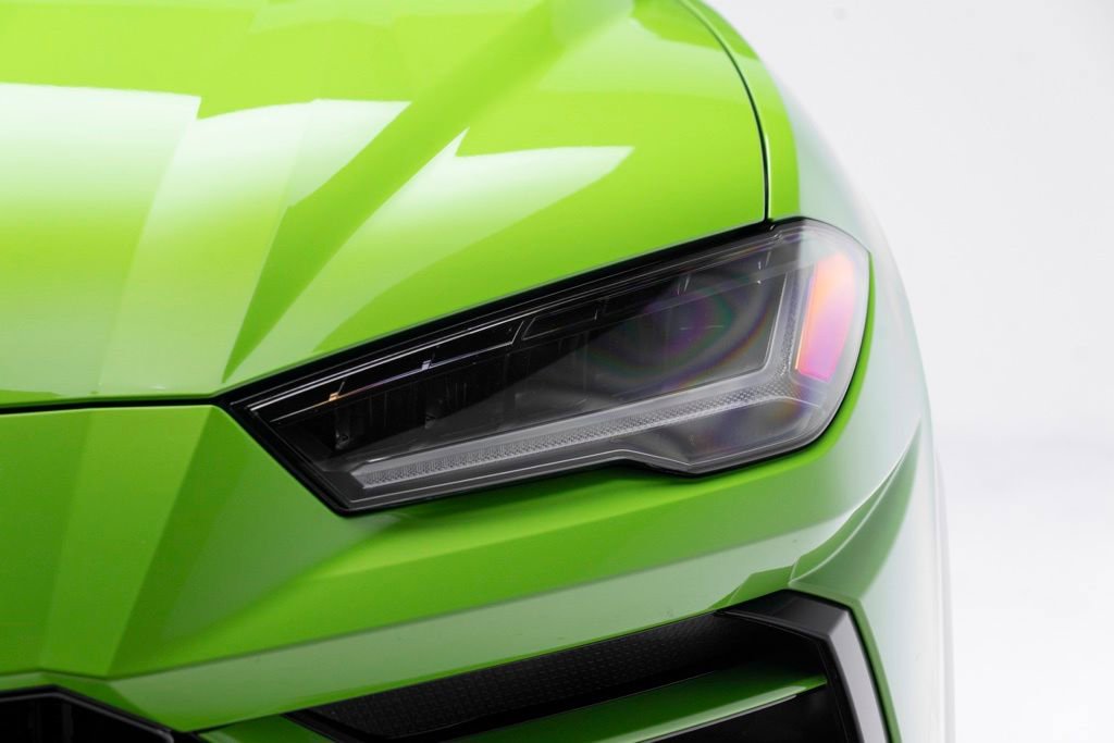 Used 2021 Lamborghini Urus AWD/4WD image 45