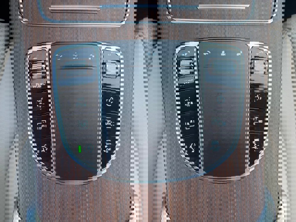 Used 2022 Mercedes-Benz GLC 300 4MATIC image 26