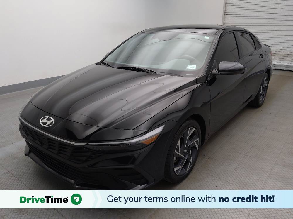 Used 2025 Hyundai Elantra Sport FWD image 1