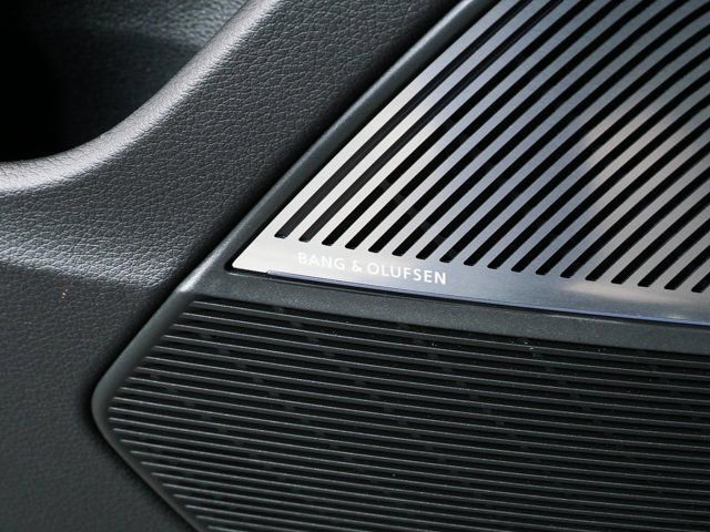 New 2026 Audi SQ8 Prestige image 7